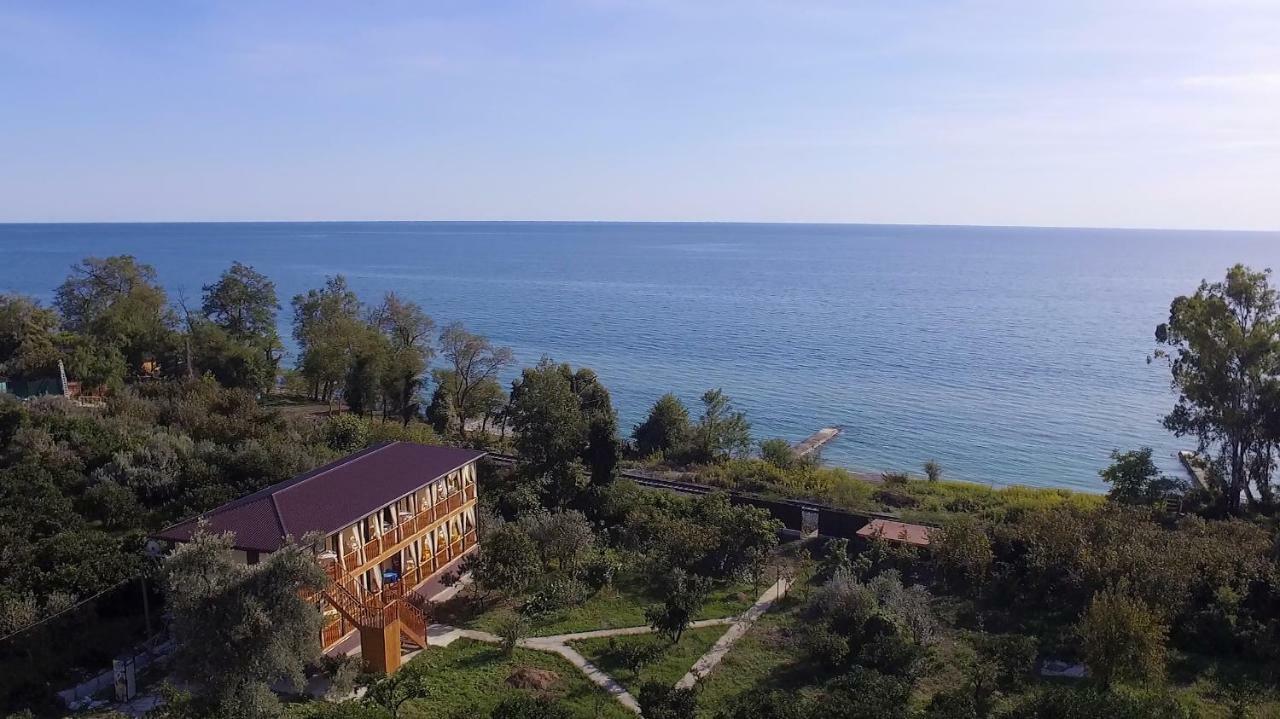 Gostievoi Dom Meri New Athos Exterior foto
